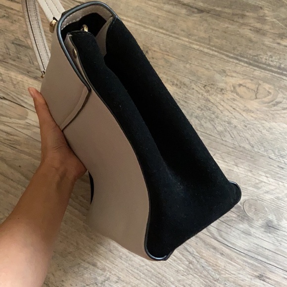 Kate Spade Medium Top Handle Satchel with Clasp - Picture 4 of 10